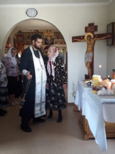 Настоятель церкви совершили Божественную литургию в праздник Тихвинской иконы Божией Матери