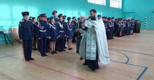 Священник Сергий Беляков поздравил Нижнеломовских кадетов с праздником Богоявления