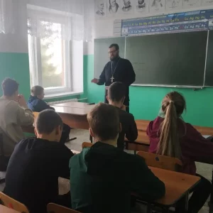 Священник провел открытый урок в средней общеобразовательной школе селе Вирга
